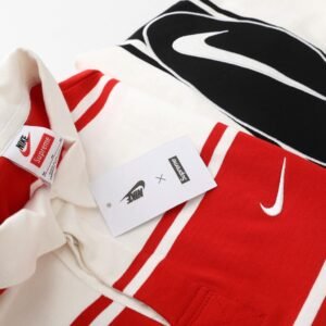 Pull x (rouge) Nike