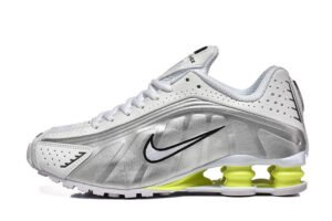Nike Shox r4