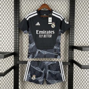Tenue – Real Madrid – Enfant – 2026/27