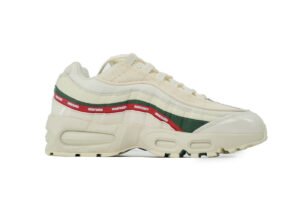 Nike Air Max 95 Undefeated
