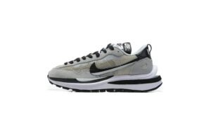 Nike SACΛI PEGASUS