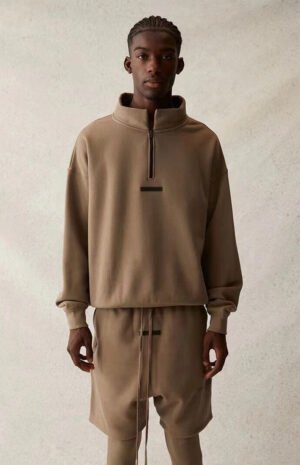 Pull zippé - Essentials