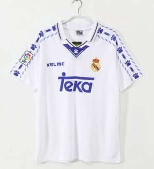 Maillot de football rétro real madrid 1996/1997