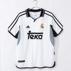 Retro Real Madrid 2000/2001 football jersey