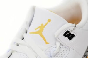 Nike Jordan 3 Rétro Blanc Orange